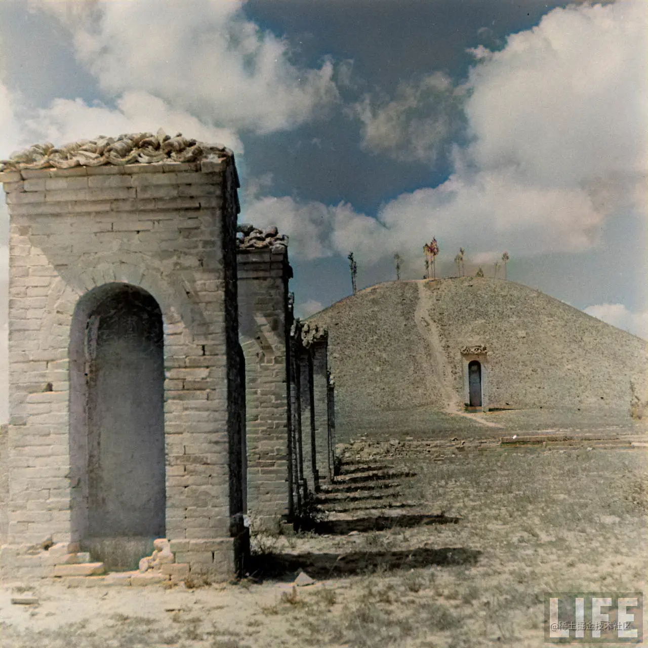 1947年，陕西兴平县。茂陵。.png