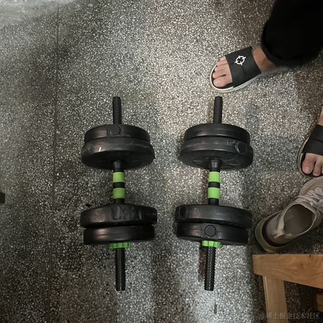 地上的人于2022-11-09 23:02发布的图片