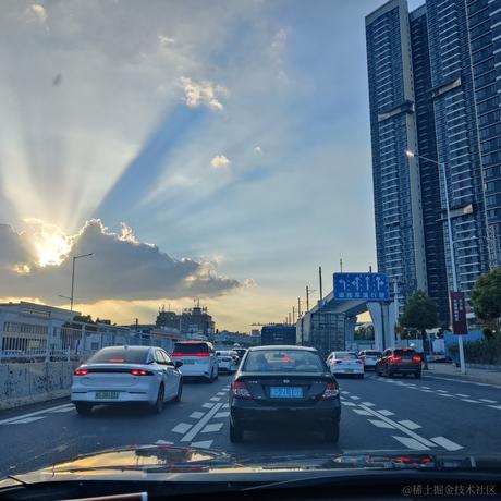 自娱于2023-08-07 10:11发布的图片