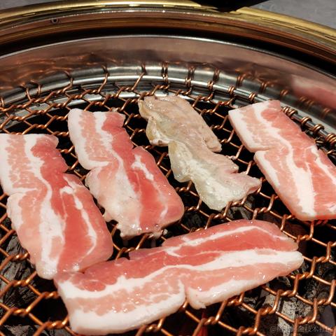 w减速了再走于2022-12-02 08:31发布的图片