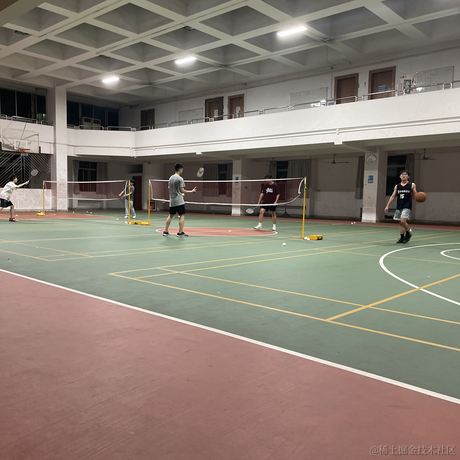 地上的人于2022-11-13 21:24发布的图片