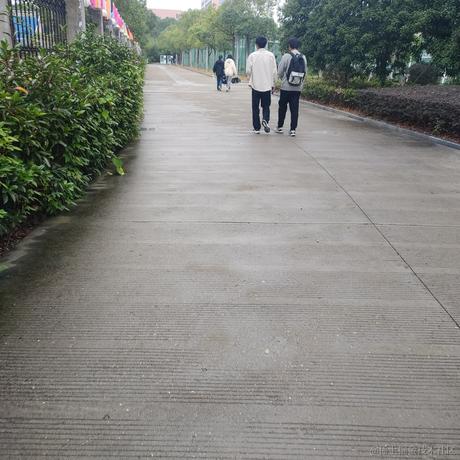 打卡小向晚于2022-11-18 10:18发布的图片