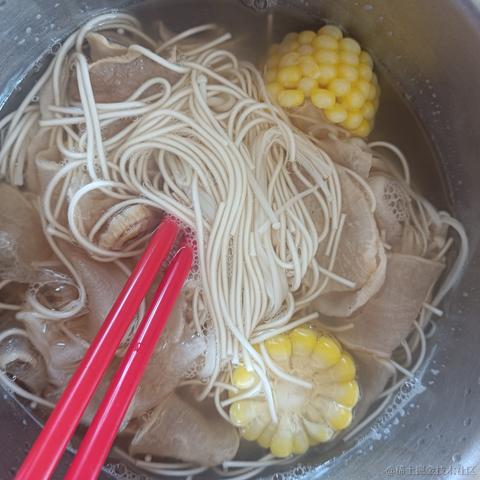 苏图于2022-06-03 23:27发布的图片