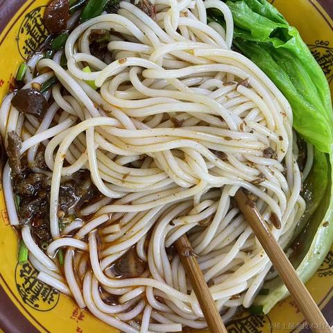 跑码到秃头于2022-10-03 22:21发布的图片